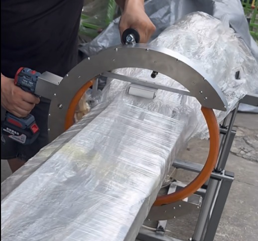 Powered Handheld Orbital Wrapper | Portable Stretch Film Machine for Pipes, Lumber &amp; Long Products HROW-450 Video