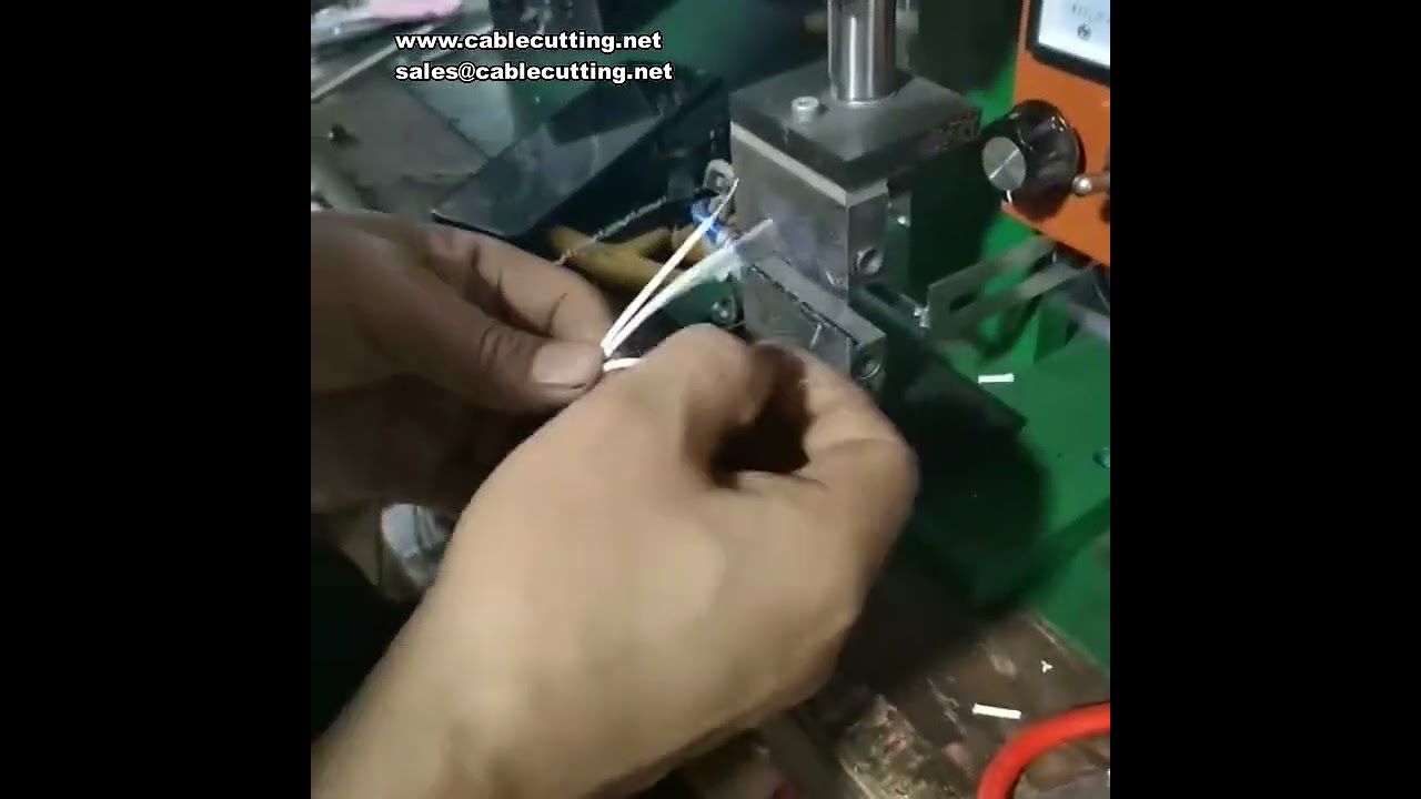300 Digital Peeling Machine for Headphone, USB, and Nylon Braided Cables