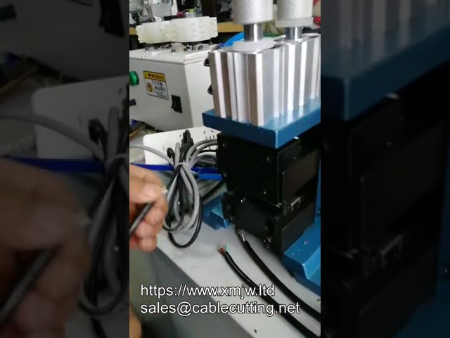 Vertical Type Semi-Automatic Pneumatic Wire Cut Stripping Twisting Machine for Copper Cable