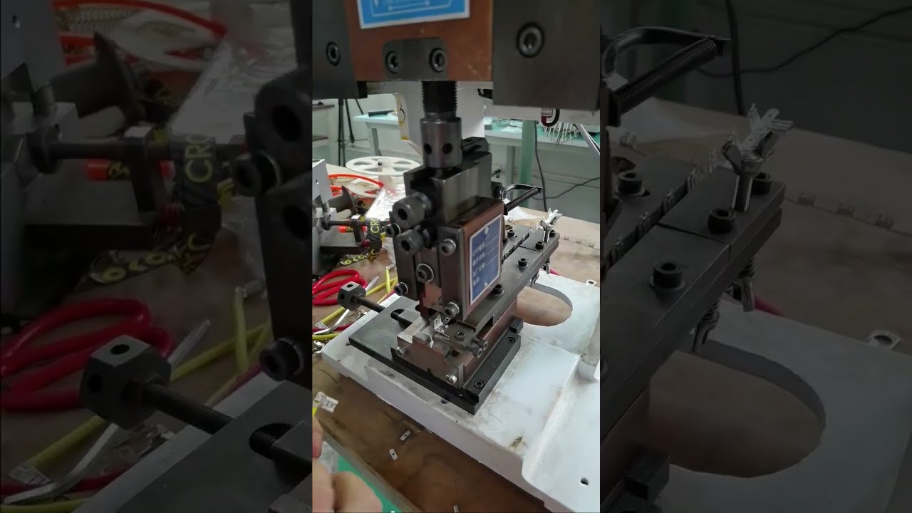 2T Terminal Machine with Flag Mold Crimping Flag Terminals #machine #cablewirestrippingmachine