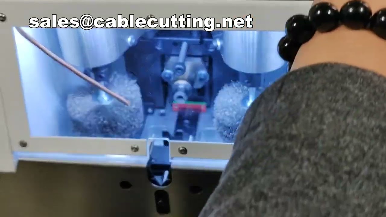 Shielding Braid Brushing and Reversing Machine