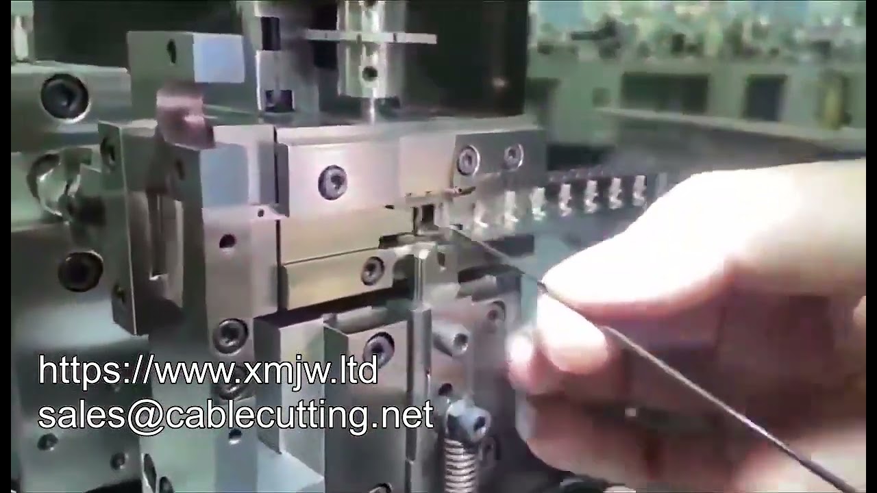 IPEX Connector Crimping Machine for 113 Cable | WPM-8540