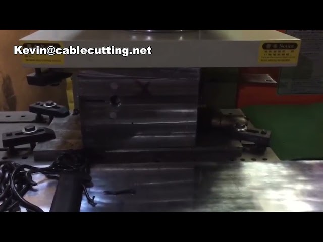 45-Ton Plastic Vertical Injection Knife Handle Machine, 4-Station